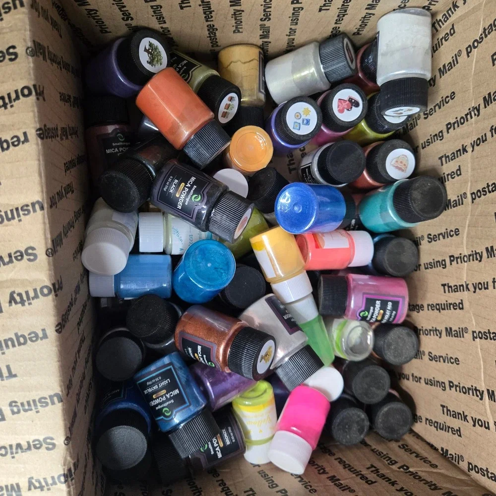 Mica Powder Pigment Lot Smalltongue Loutbot Glow Powder Resin Craft Supplies